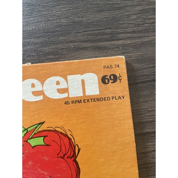 Being Green I Love Trash 45 RPM Record Passage Records Rare Children's Music - Picture 3 of 9